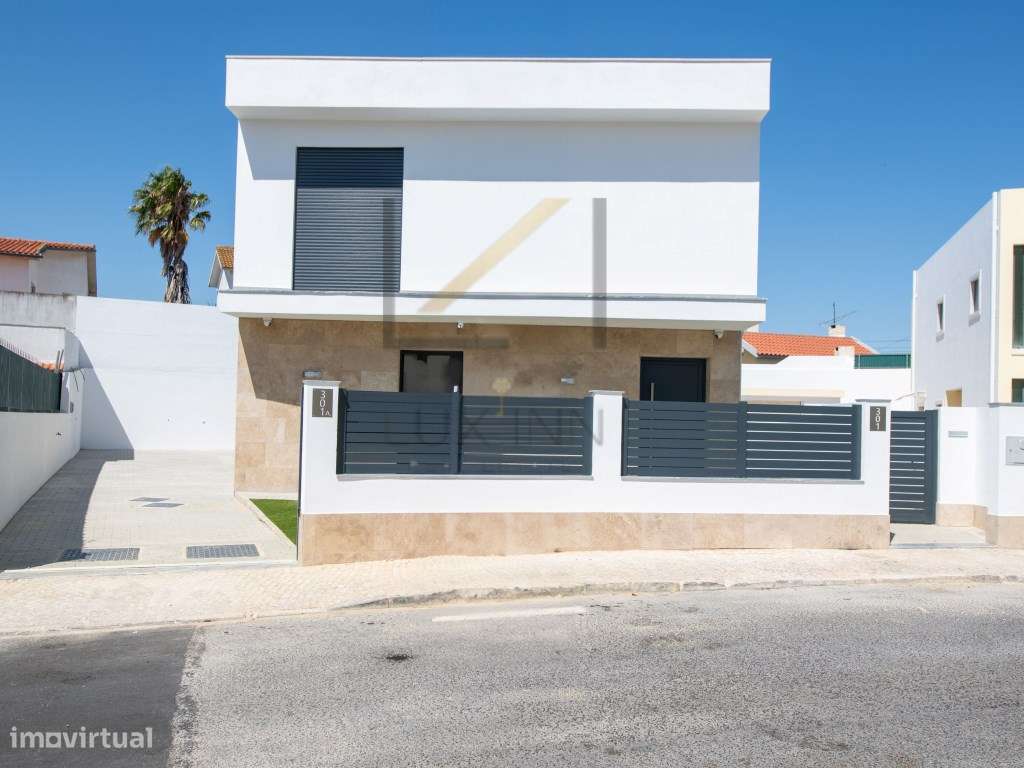 Moradia T4 isolada - Construção Nova-55