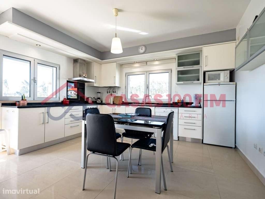 Oportunidade Moradia Individual T4 Azoia - Leiria-15