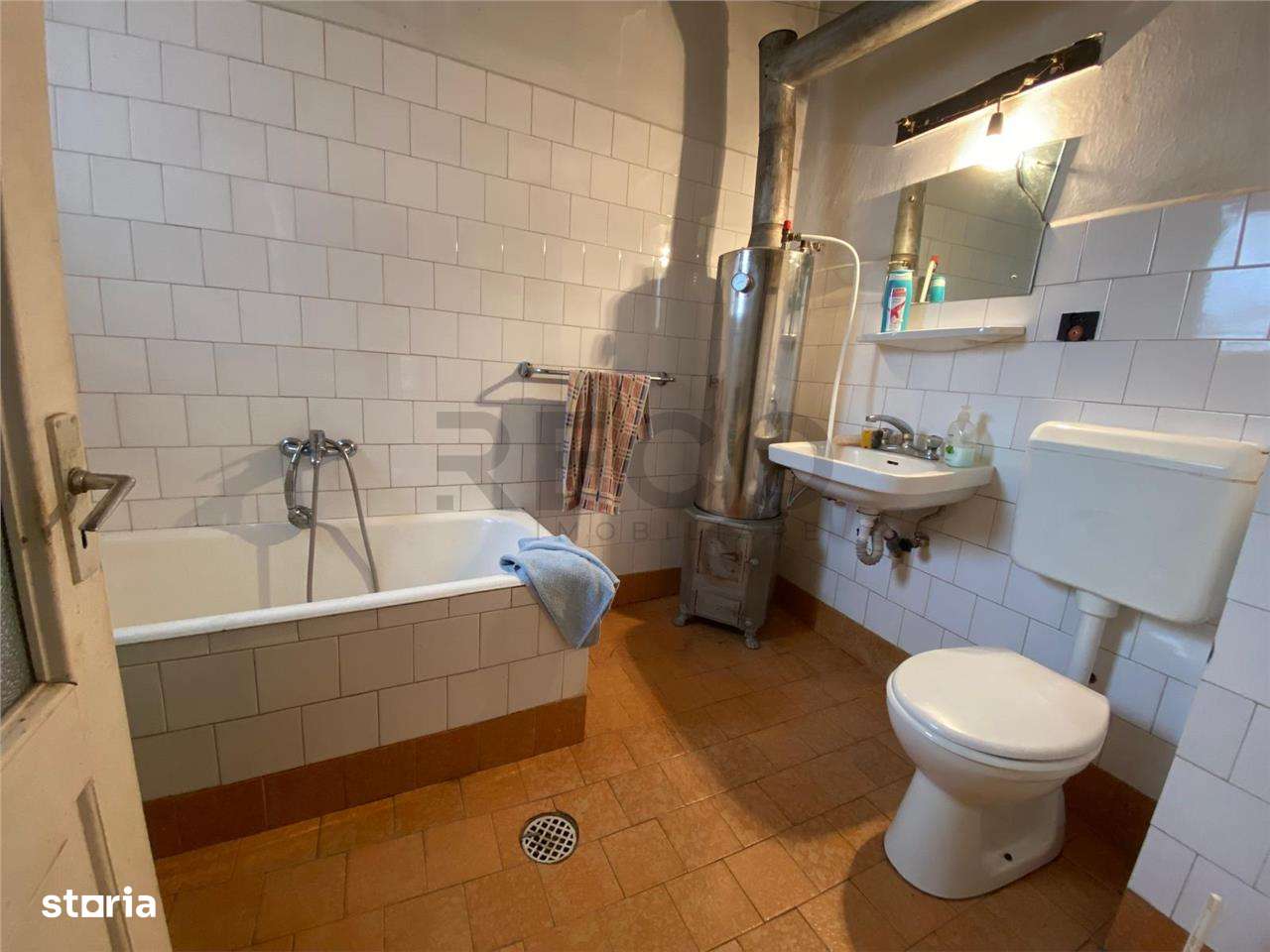 RECO Casa in  Diosig 2cam  30km de Oradea - Imagine principală: 3/8