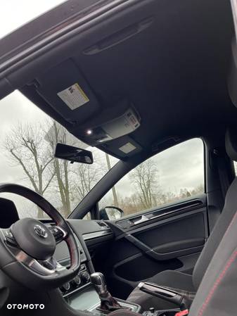 Volkswagen Golf 2.0 GTI DSG Edition 35 - 18