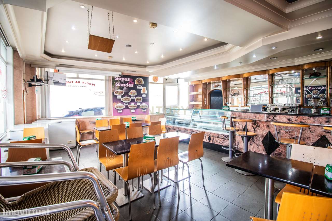 Café Pastelaria para venda no Centro da Figueira da Foz - Grande imagem: 3/17