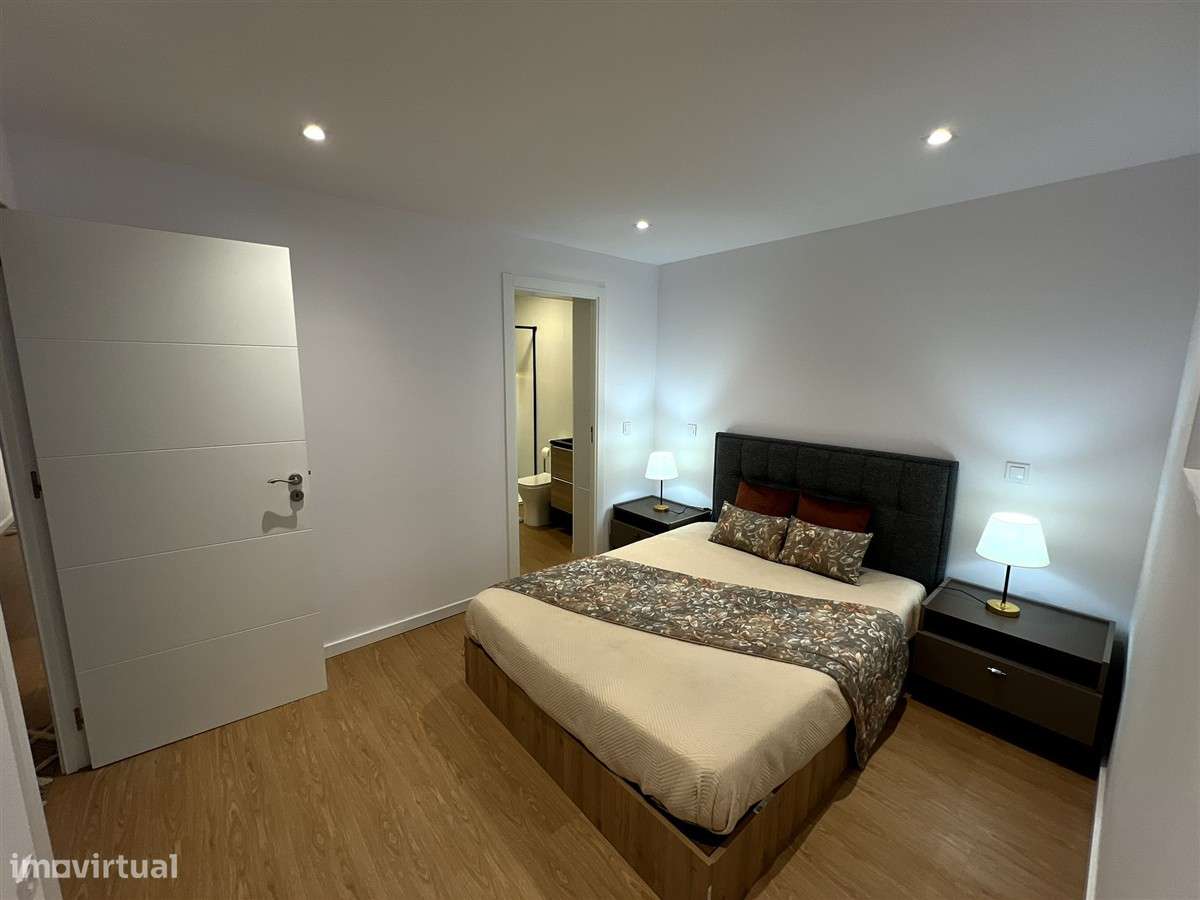 T1+1 Remodelado, mobilado e equipado, centro Póvoa de Varzim-9