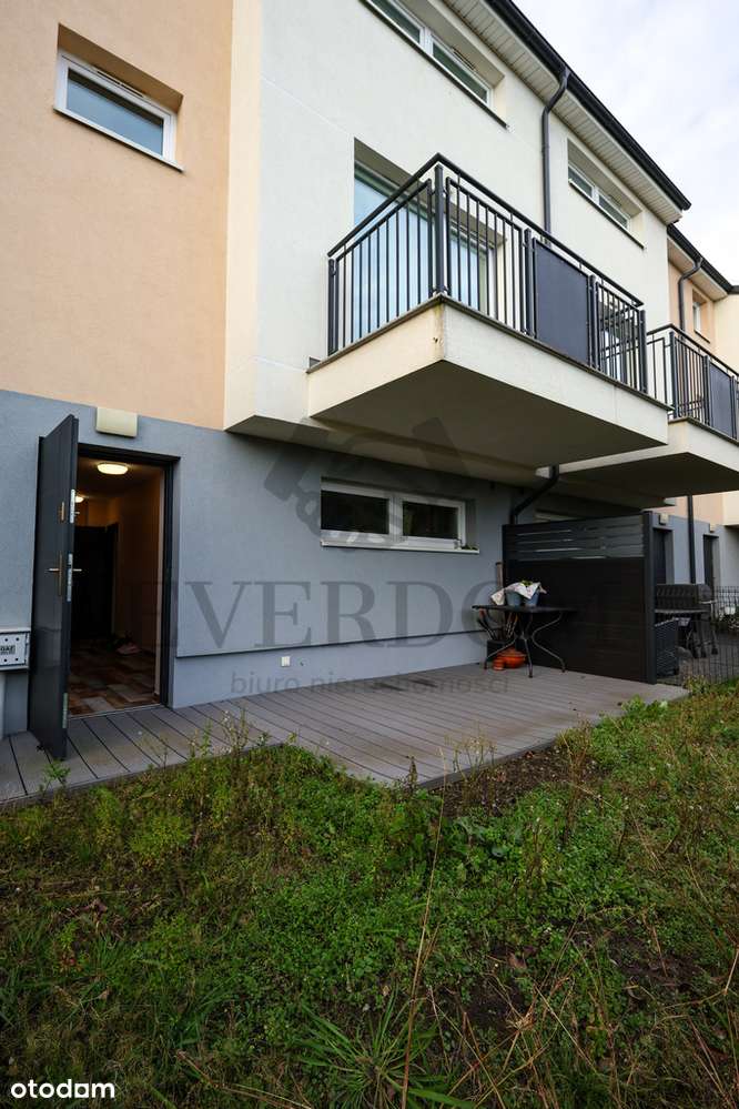 Dębogórska garaż os. zamknięte 3 pokoje-15