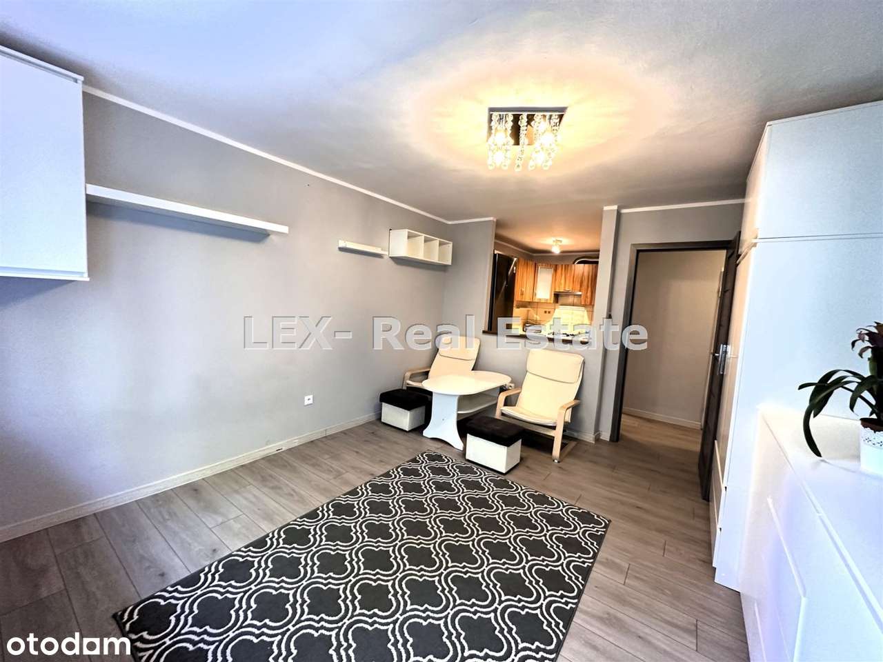 Mieszkanie blisko kolejki WKD - Pruszków-2