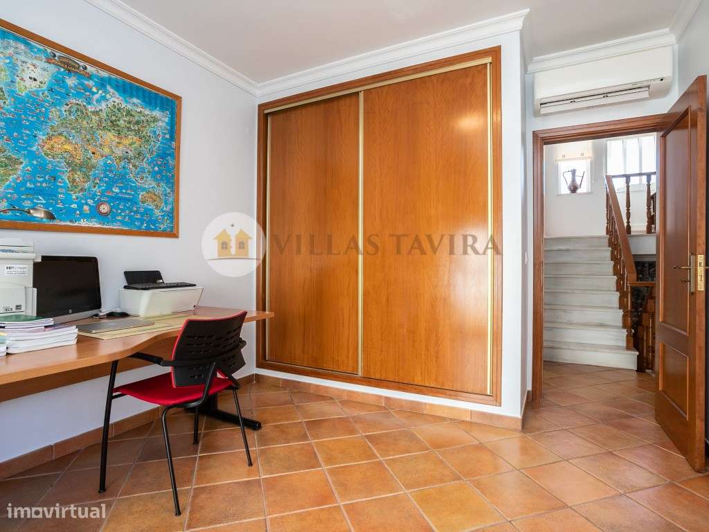 Moradia T4 - Com Vista Mar e Cidade - Topo- Urbanização Miramar-37