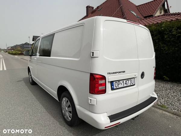 Volkswagen Transporter - 4