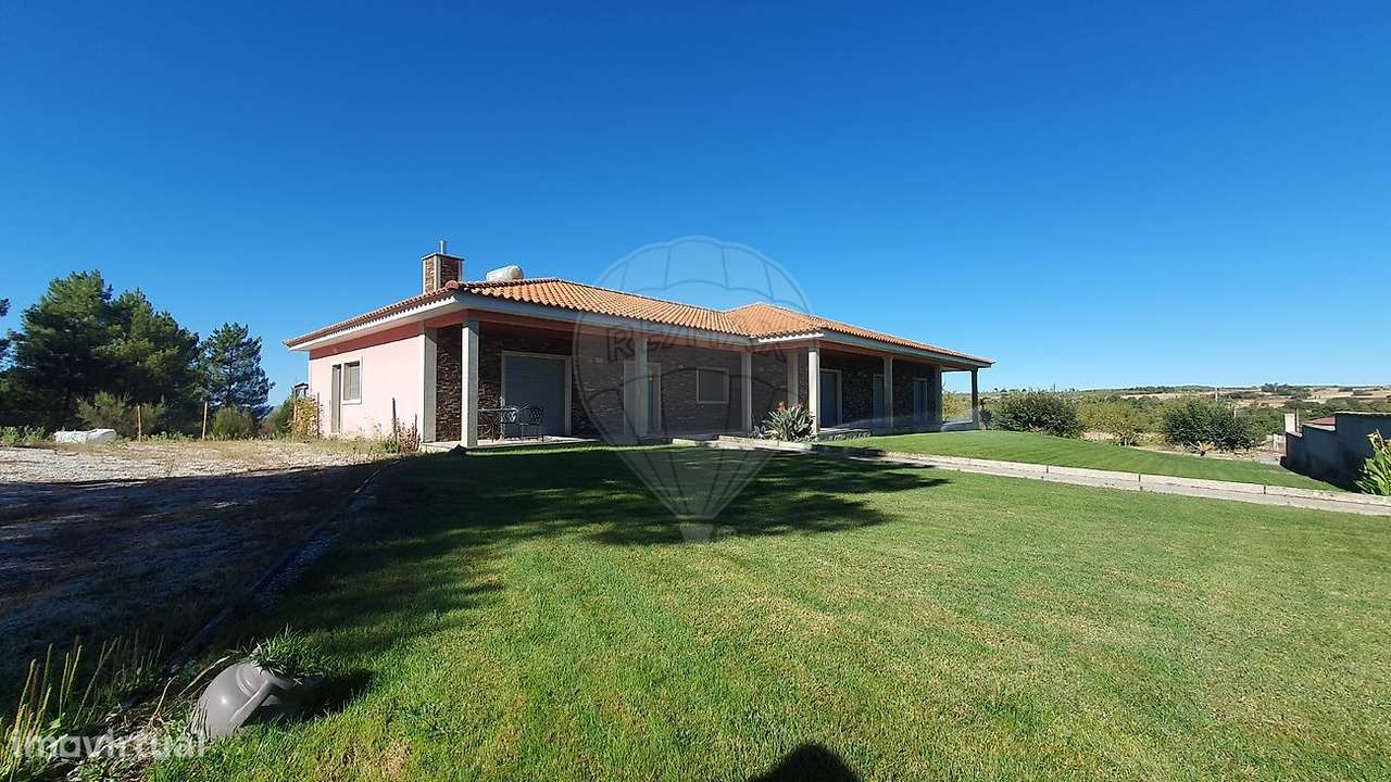 Moradia T6 para venda - Grande imagem: 2/31