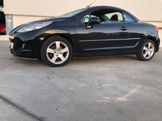 Peugeot 207 CC 1.6 HDi FAP