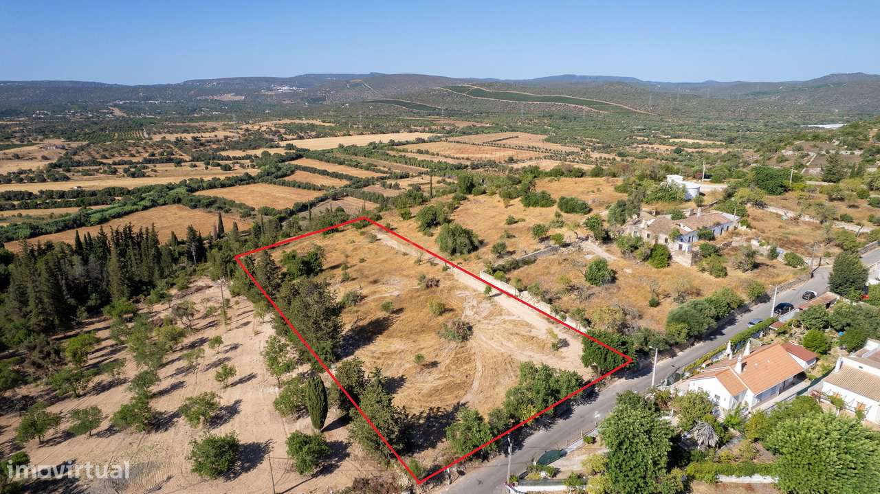 Terreno urbanizável de 6.440 m² em Paderne – Elevado potencial de dese-5