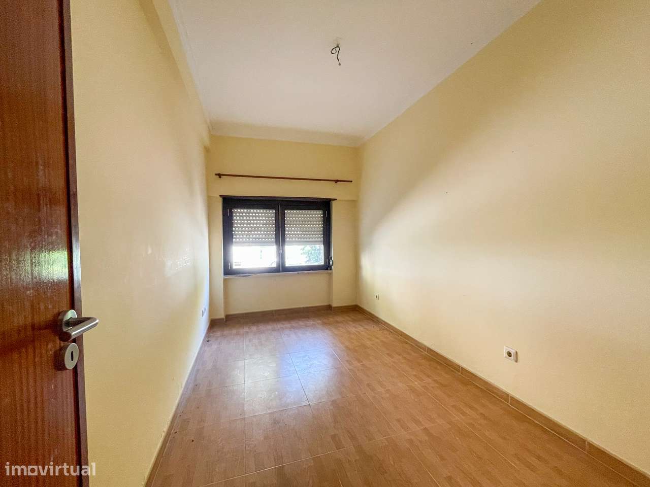 Prédio - 8 T2 + Sótão - Póvoa de Santa Iria-7