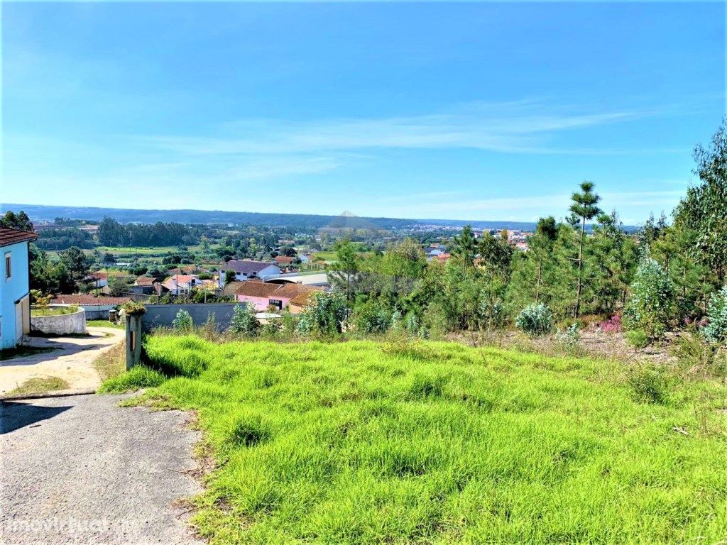 Terreno para construção 2 moradias + parcela de 1200m2