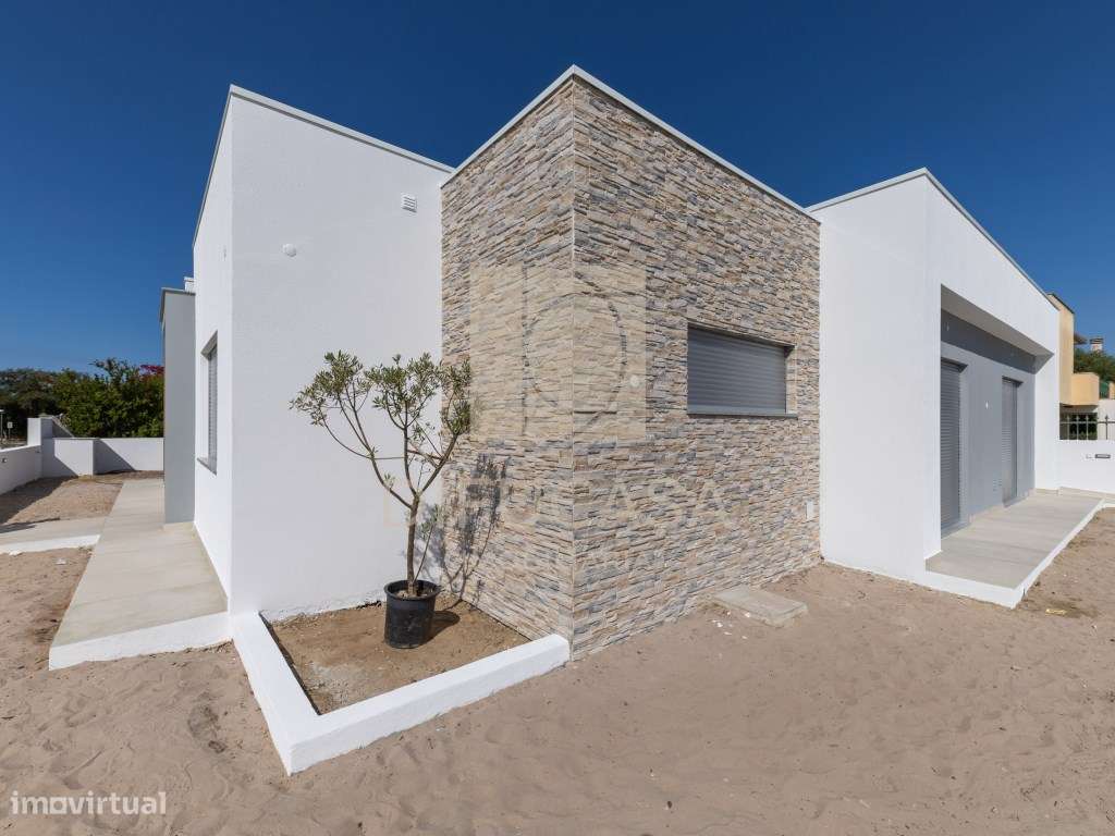 Moradia T4 localizada em Aldeia de Irmãos (Azeitão)-26