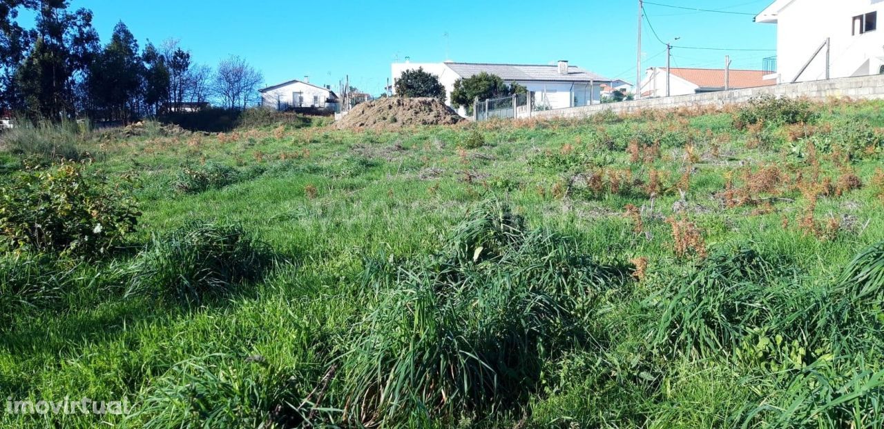 Terreno de construção em Estorãos - Fafe