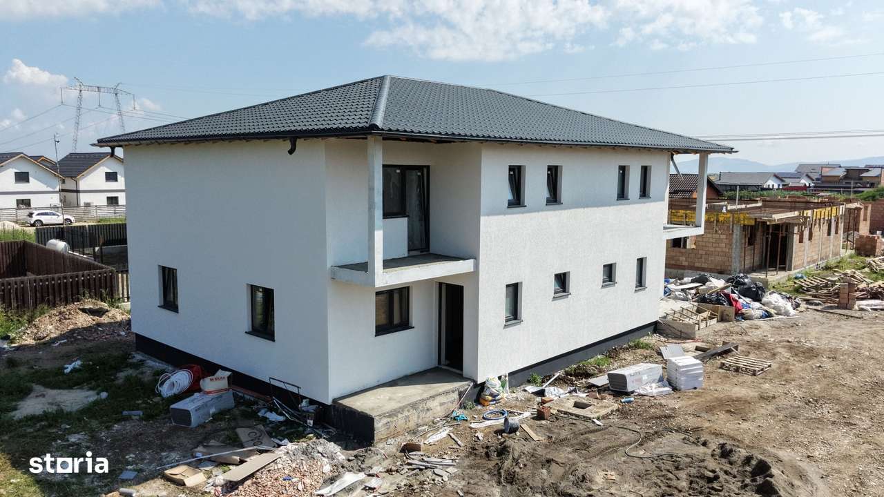 De Vânzare Duplex În Cartierul Izvor-1