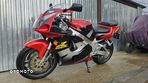 Suzuki GSX-R - 10