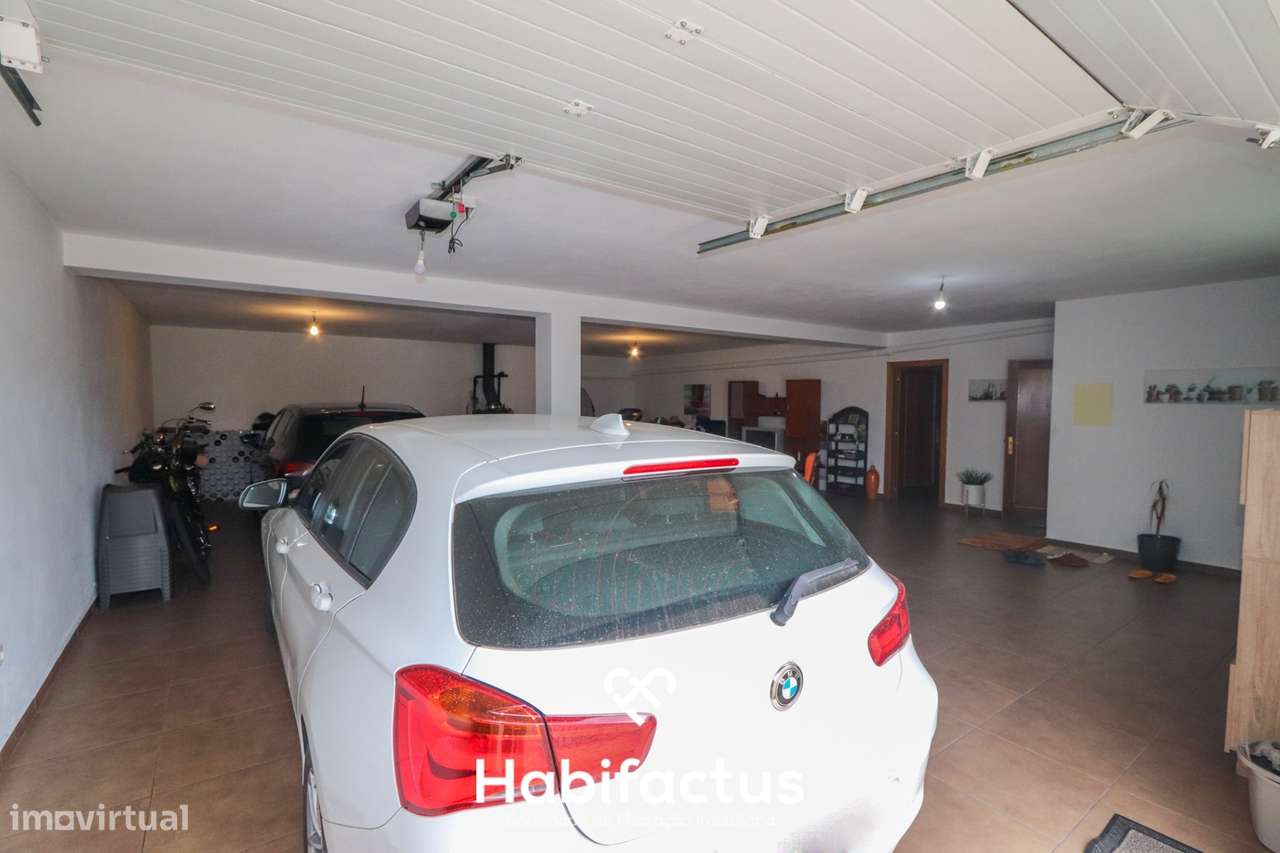 Moradia V4 Isolada com Jardim e Vista Panorâmica – Em Couto de Cima- V-19