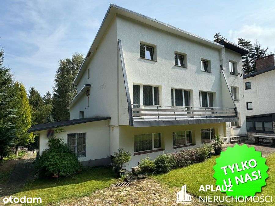 Dom z pokojami na wynajem w super lokalizacji, Kar-0