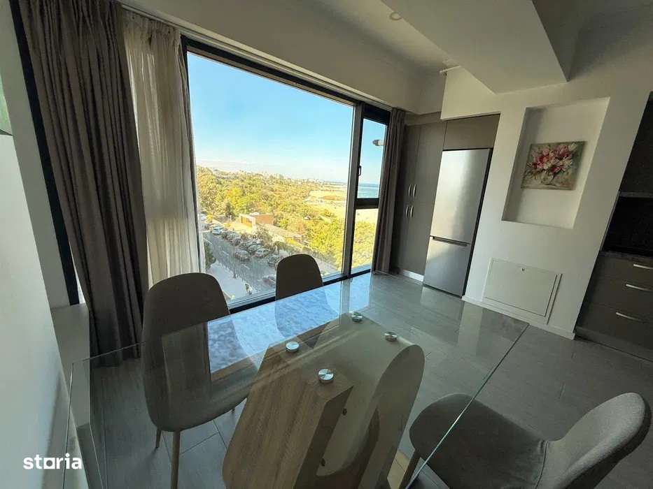 Apartament in centru in prima linie la mare - Imagine principală: 5/7