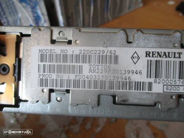 Radios 8200057676 RENAULT TRAFIC 2004 - 3