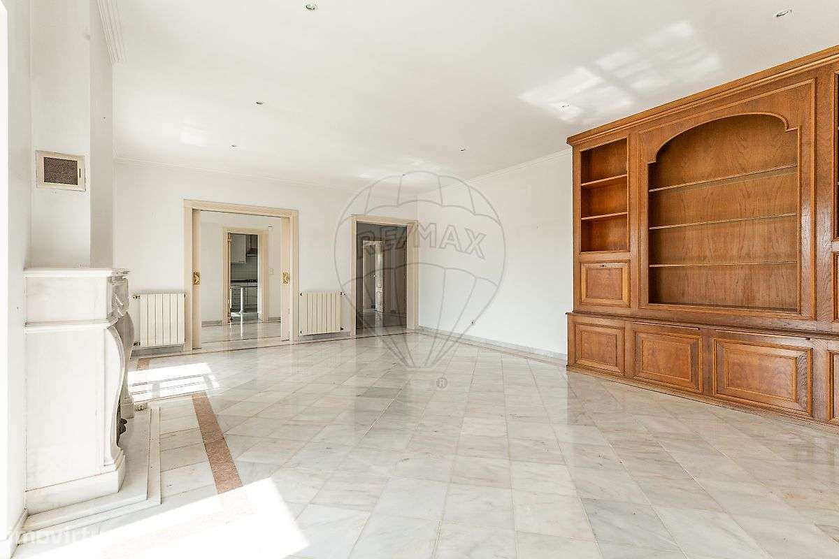 Moradia T4 para venda-33