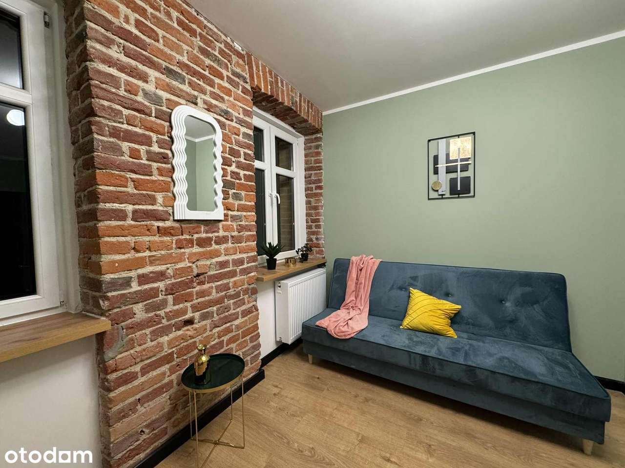 Kawalerka 18 m² w kamienicy po rewitalizacji , niski czynsz !-3