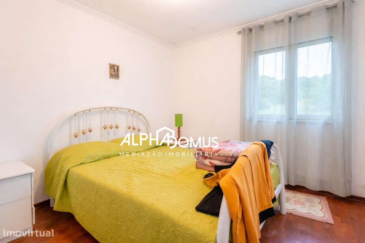Moradia isolada com piscina, anexo e terreno, em Barosa.-22