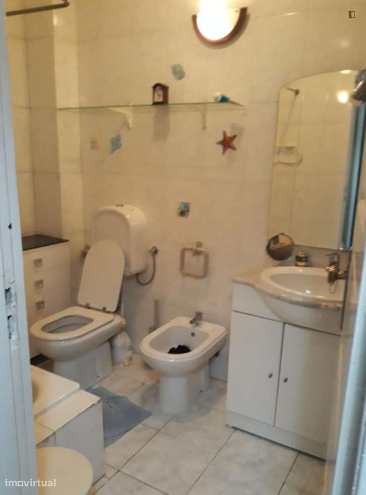 Quarto - localizado em Foz do Douro Porto - Grande imagem: 5/6