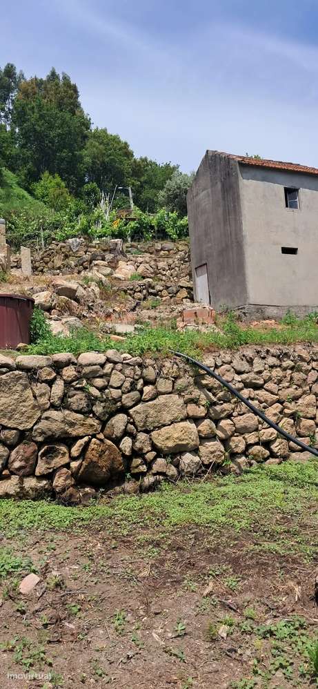 Oportunidade Única: Moradia para reconstrução em Penha Longa, Marco de - Grande imagem: 4/14