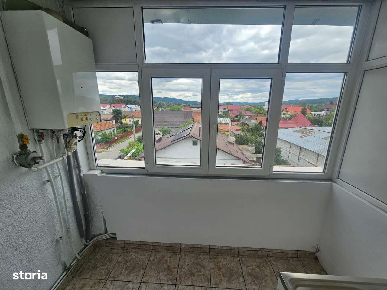 Apartament cu 2 camere de vânzare în Curtea de Argeș. - Imagine principală: 5/12