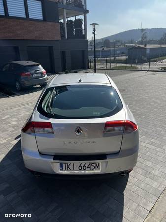 Renault Laguna - 15