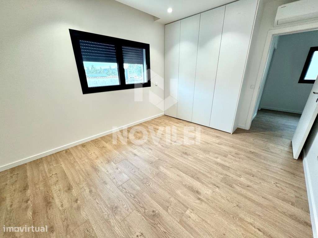 Moradia T4 em construção na Ortigosa, Leiria-7