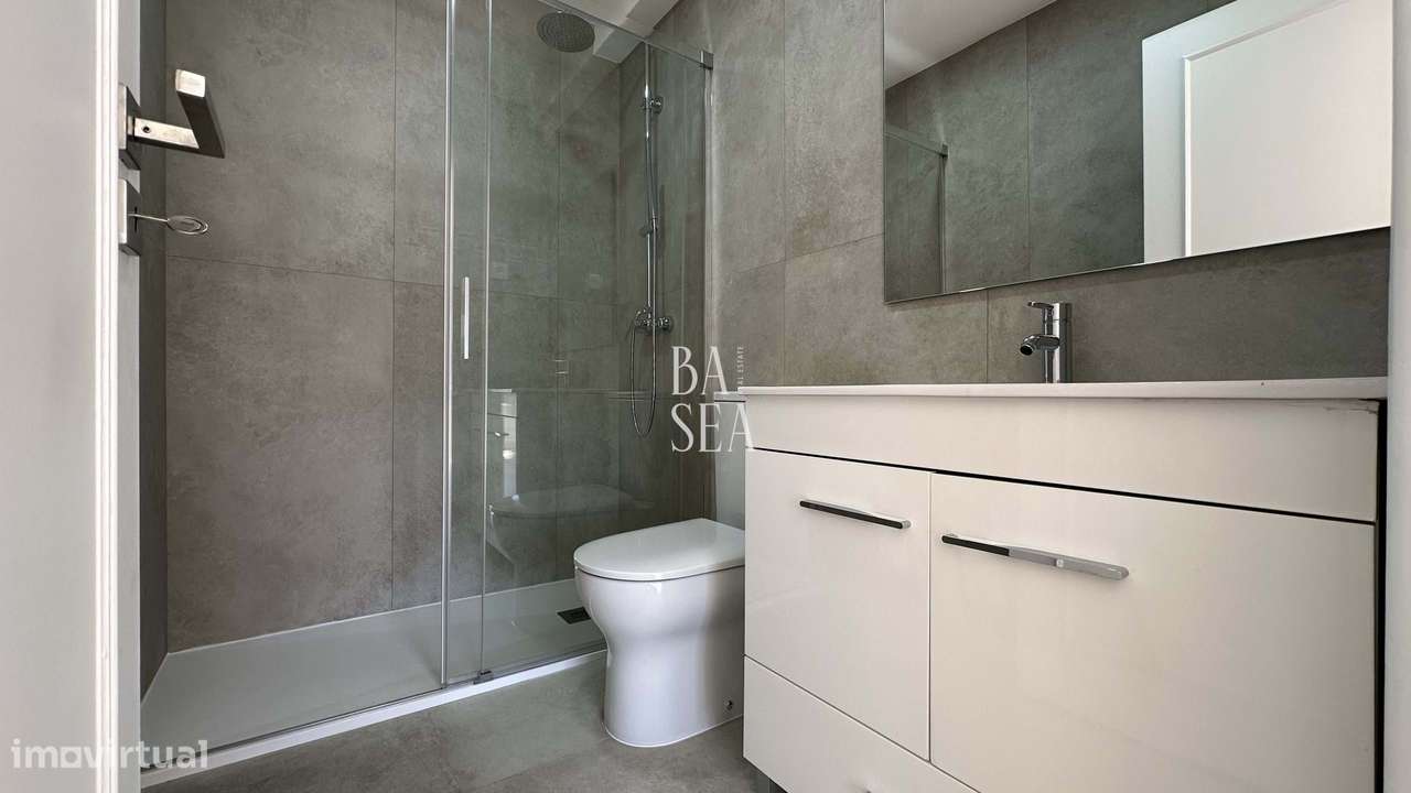 Apartamento T3 totalmente remodelado em Lamaçães Braga-16