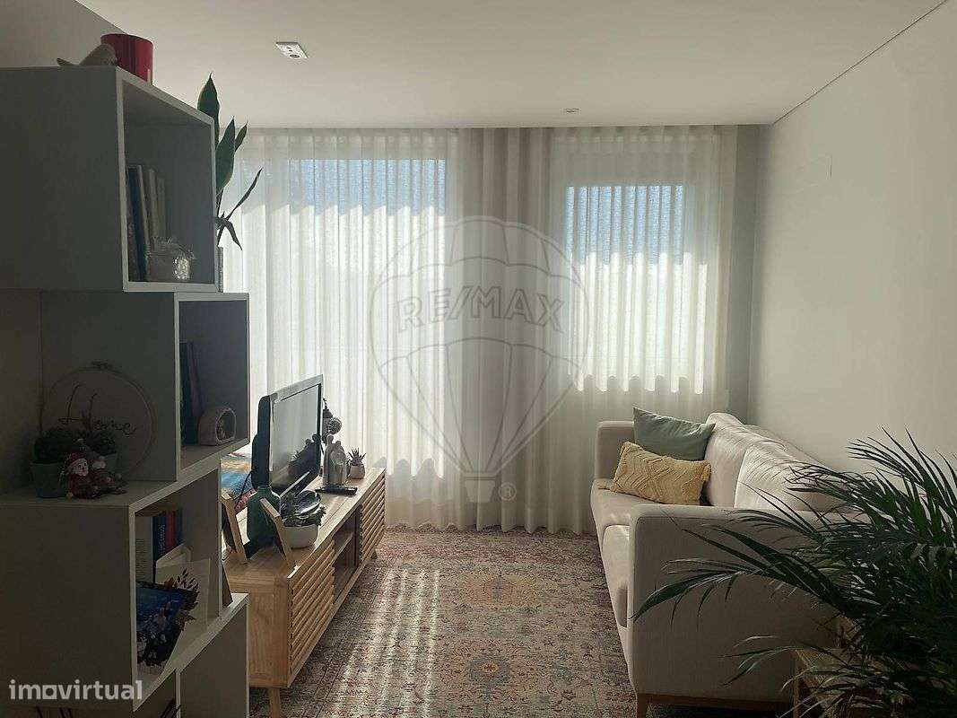 Apartamento T0 para arrendamento - Grande imagem: 3/23