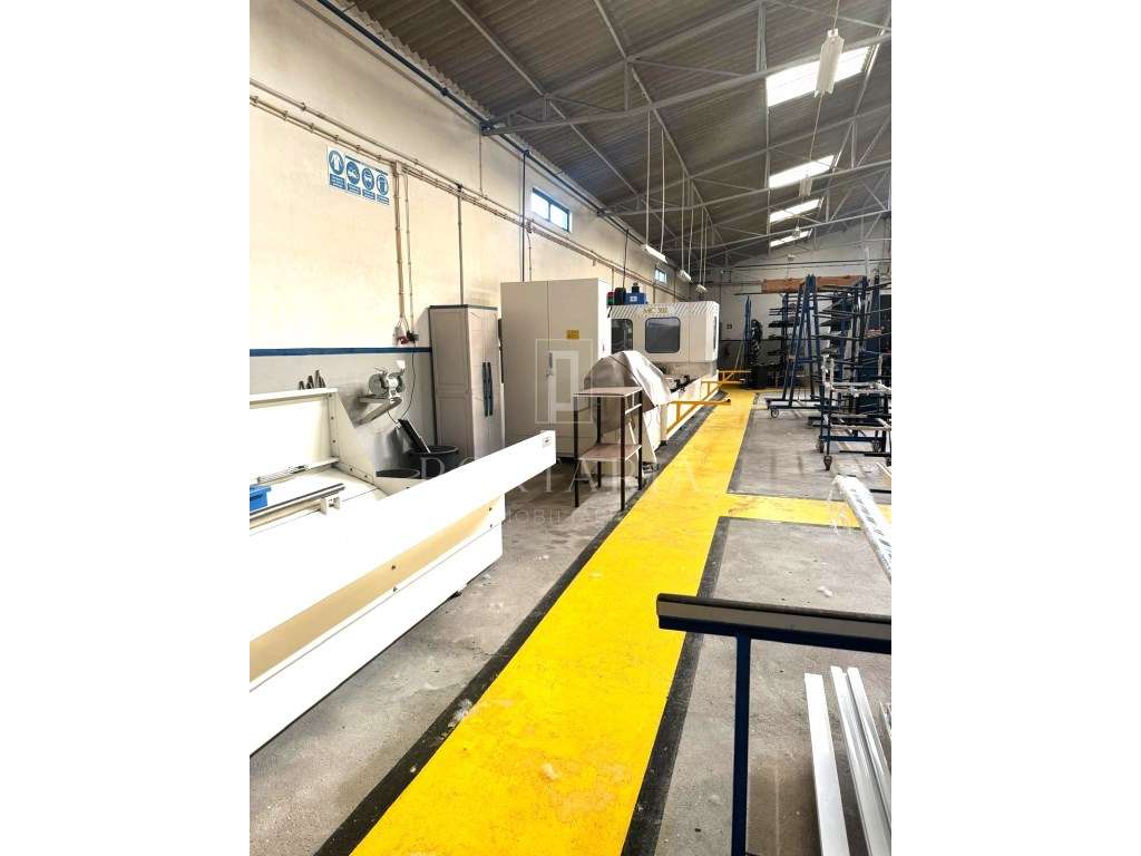 Venda de Empresa de Caixilharia + Pavilhão Industrial, Palhaça - Ol... - Grande imagem: 5/17