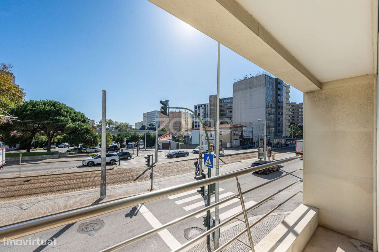 Apartamento T3 em  Matosinhos Sul-11