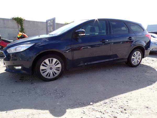 Ford Focus 1.0 EcoBoost 99g Trend - 3