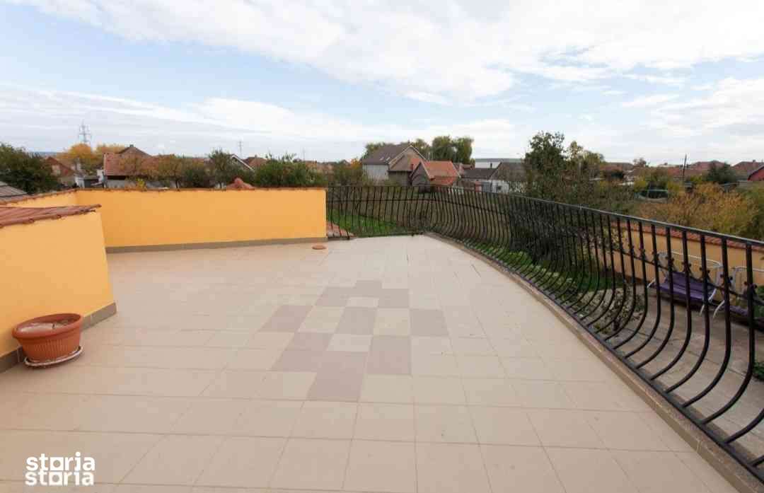 Vilă  Parter+ Mansardă Santandrei mobilată utilată-13