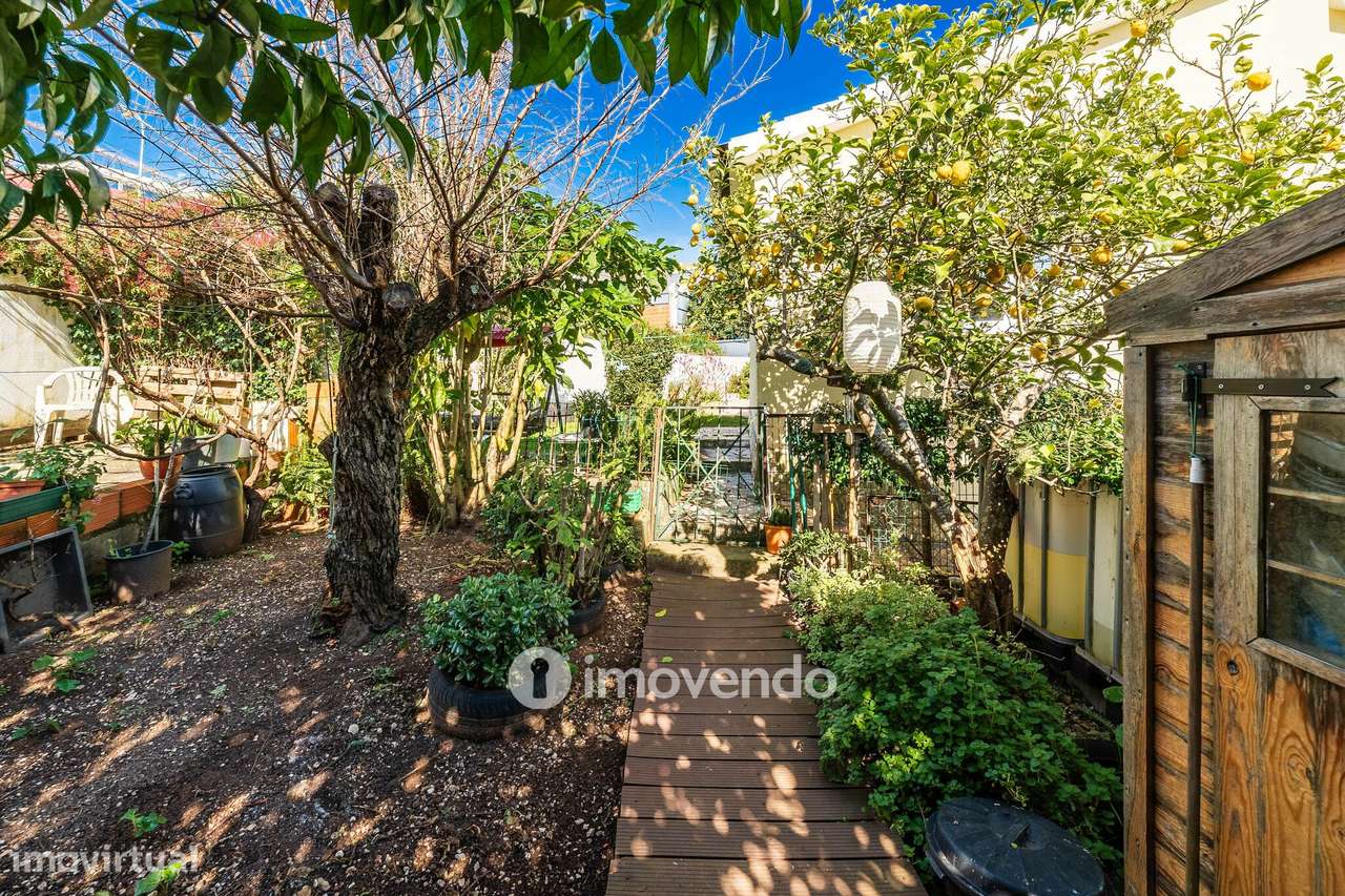 Moradia T3 mais Anexo T1 e Anexo T0 independentes, em Barcarena-38