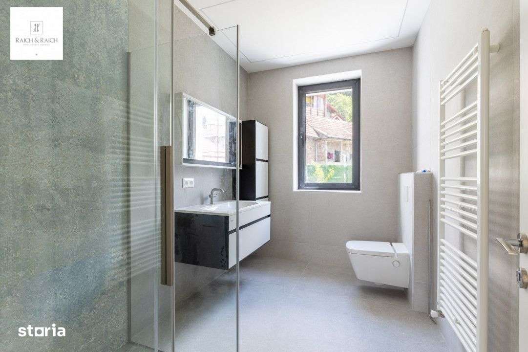 Vila de poveste in centrul vechi al Brasovului-13