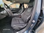 Volvo V60 D3 Geartronic Momentum Pro - 28