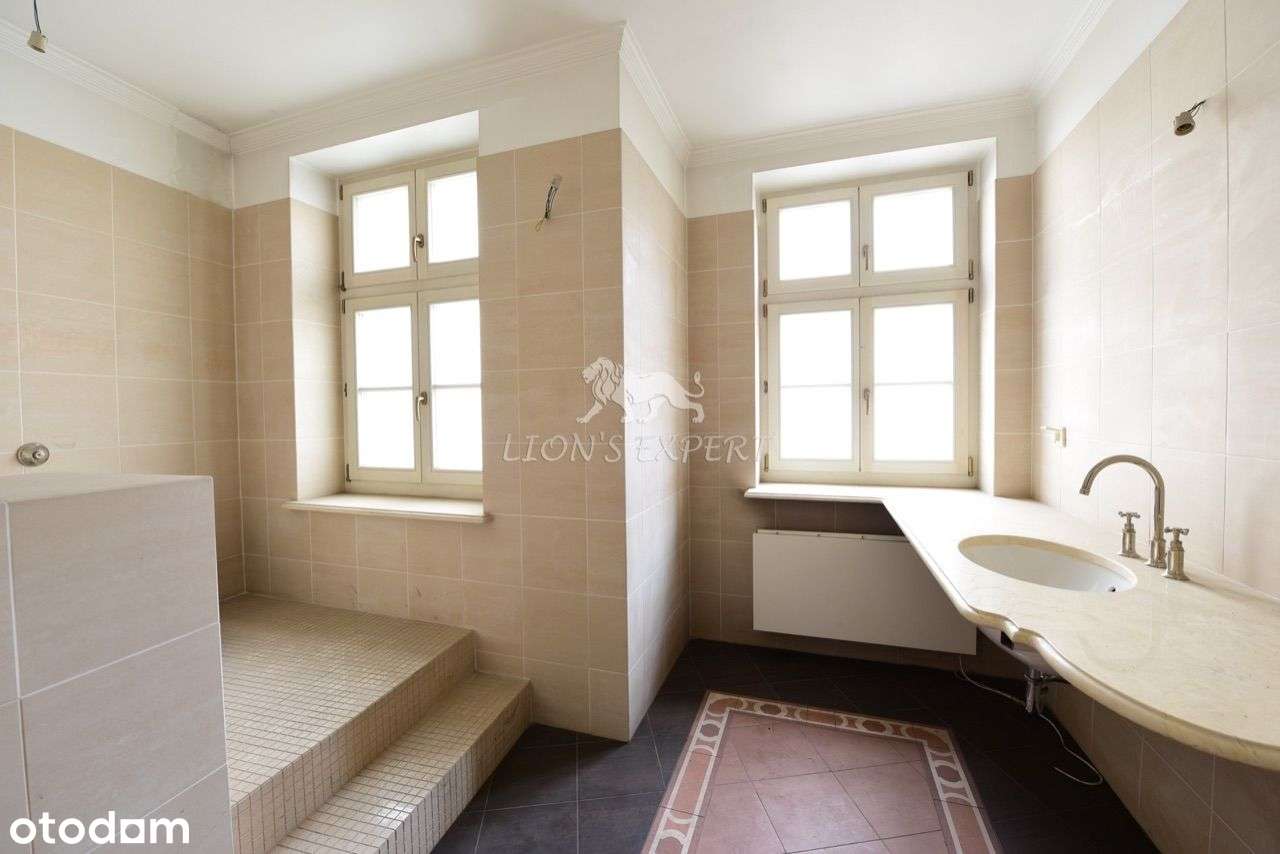 Nowa kamieniczka. Centrum. Tenement House Centre.-6