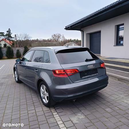 Audi A3 1.6 TDI Attraction - 5