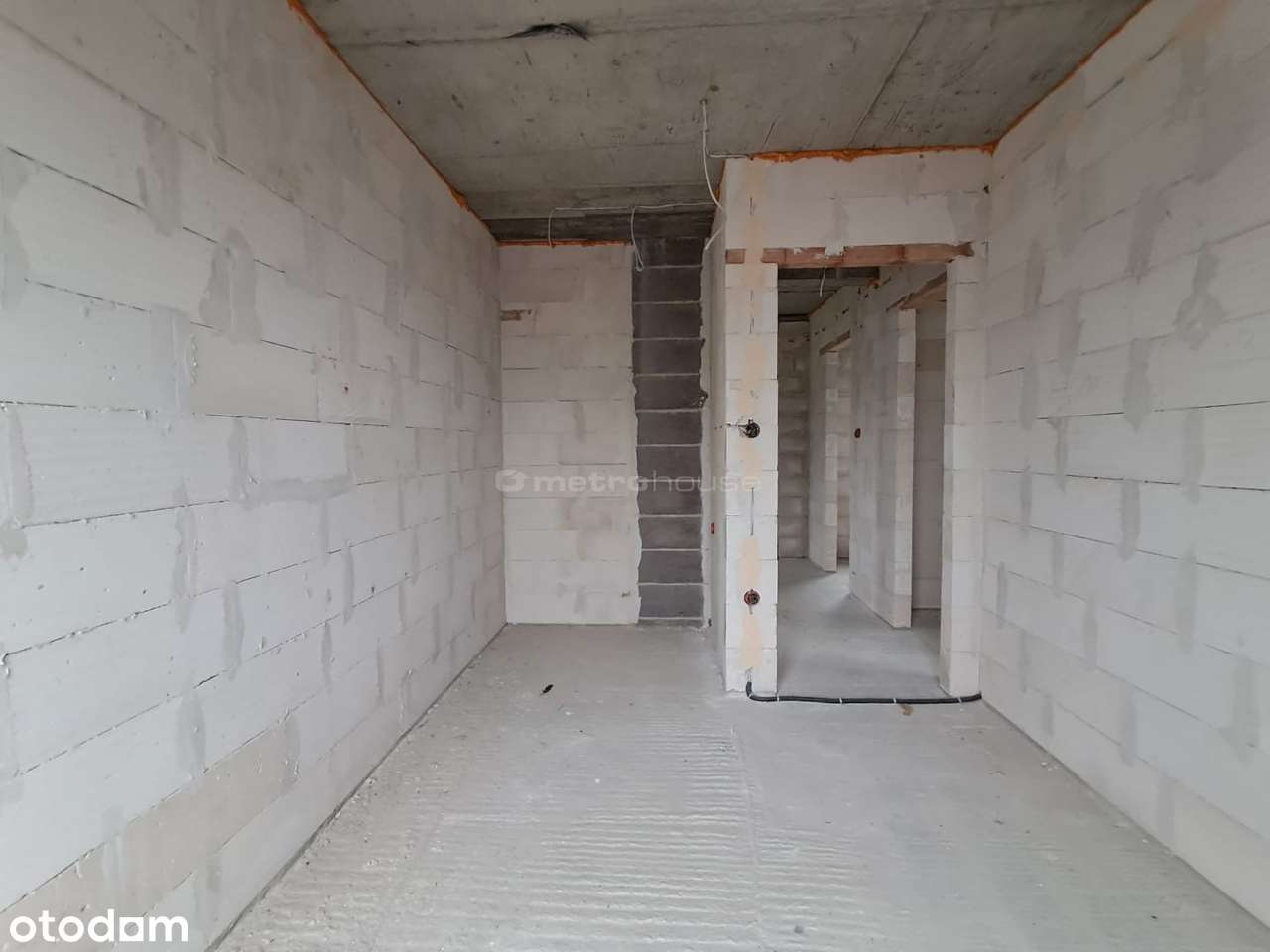 Nowoczesny dom stan deweloperski. Modliborzyce.-11