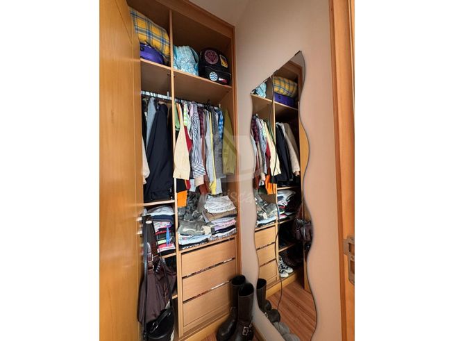 Apartamento T3 com garagem no Parque das Oliveiras, Camarate-21
