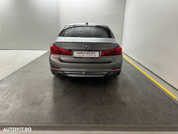 BMW Seria 5 530d AT - 3