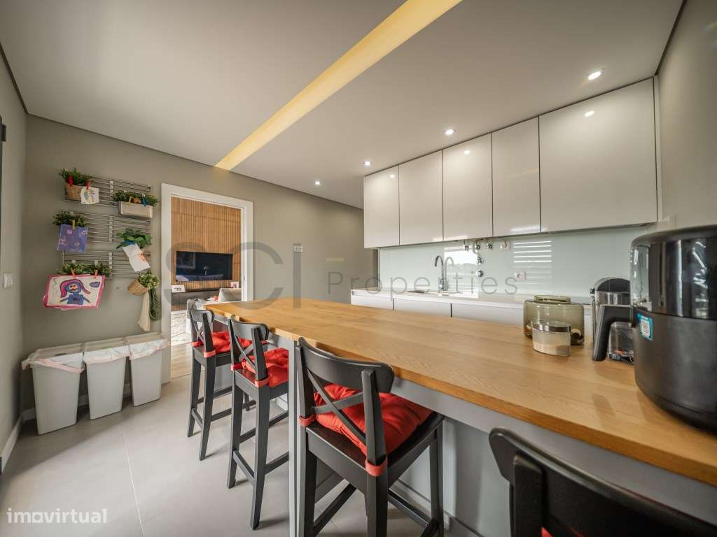 Apartamento Duplex T3+2 Parque Luso Box para Duas Viaturas-8