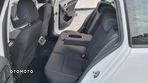 Volkswagen Golf 1.6 TDI DSG Sound - 27