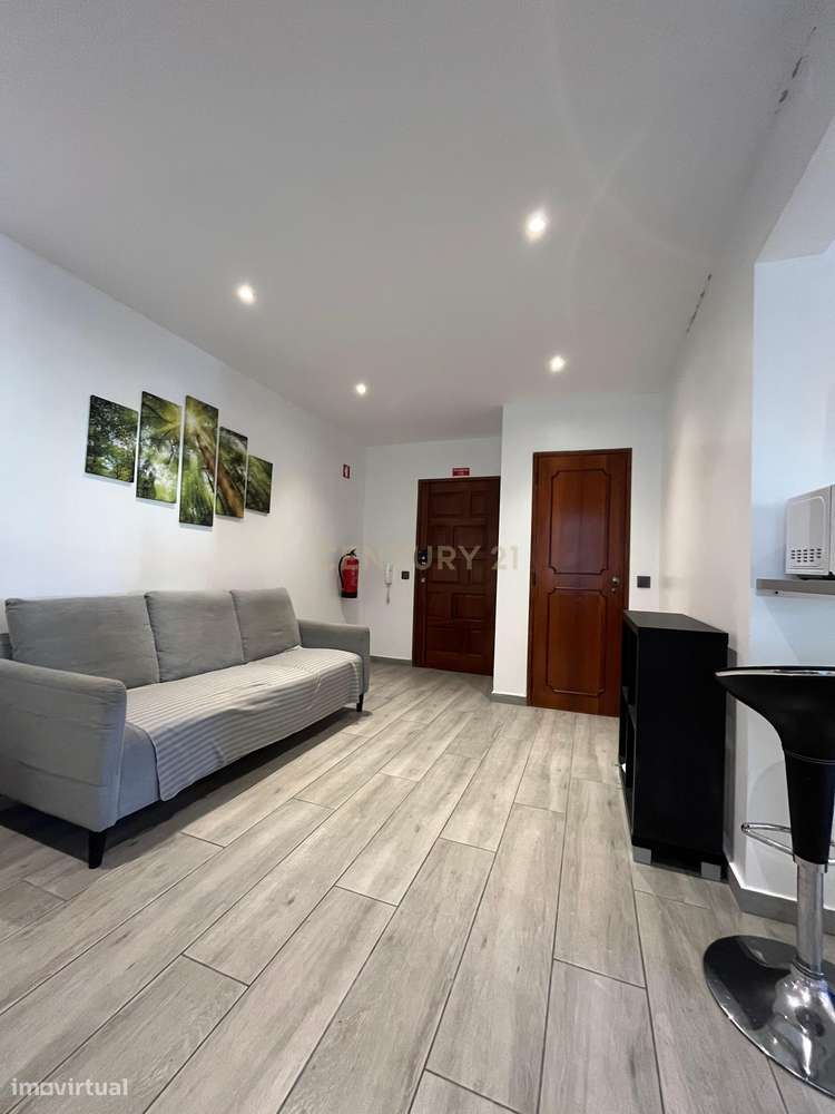 Arrendamento ao Ano de Apartamento com dois quartos em condomínio com - Grande imagem: 5/32