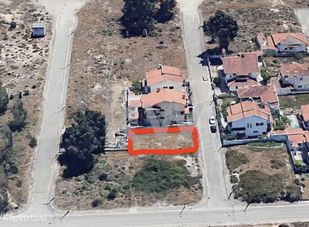 Terreno Urbano para Construir a Sua Moradia de Sonho em Fernão Ferro! - Grande imagem: 2/12