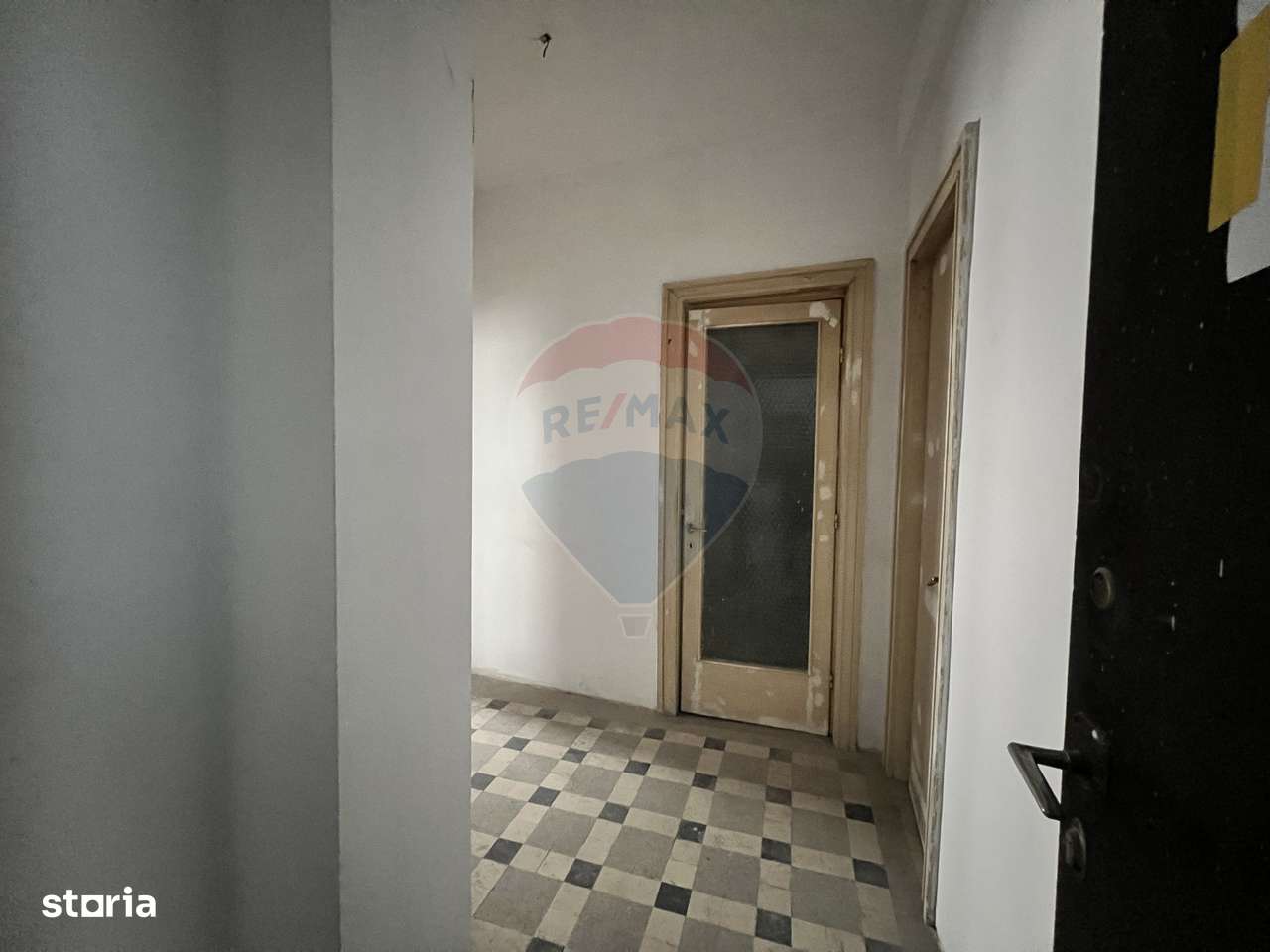 Garsonieră cu poveste, în inima Bucureștiului – lângă Parcul Cișmigiu - Imagine principală: 5/13